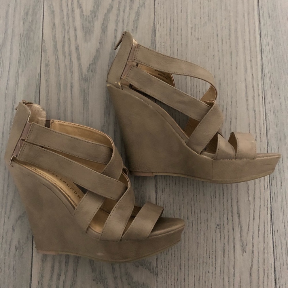 Chinese Laundry Nude Wedges in size 7